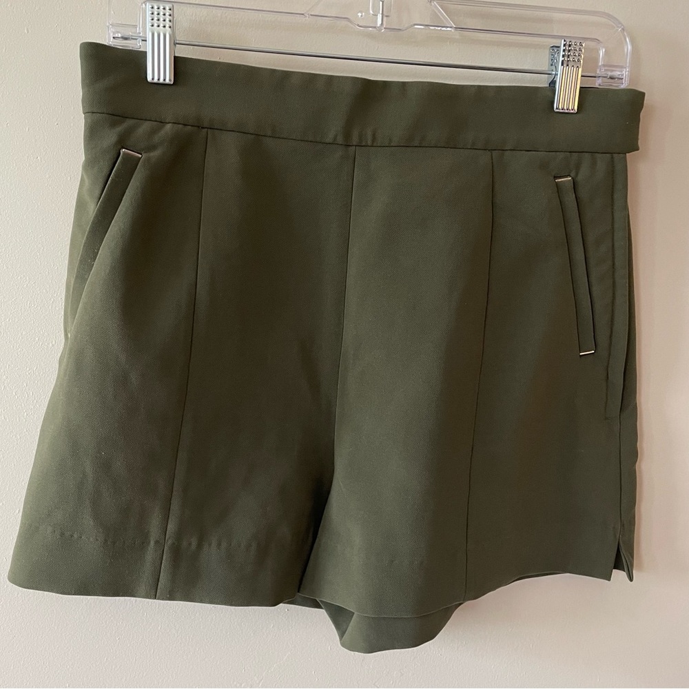 🔥BOGO FREE: Green dress shorts high waisted